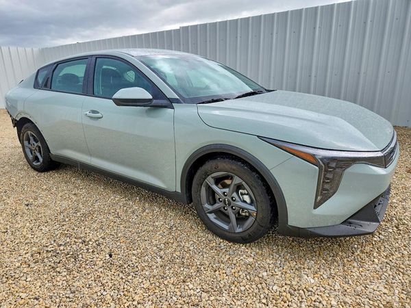 2026 KIA K4 LX, LXS