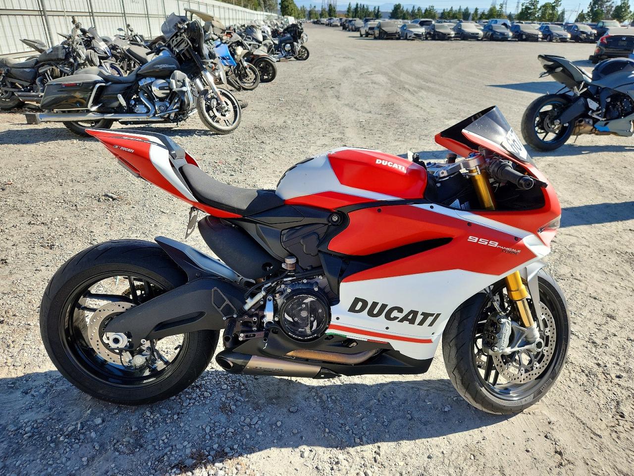 Ducati SUPERBIKE