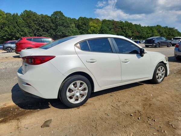 2017 MAZDA 3