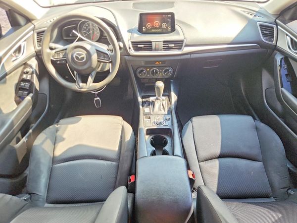 2017 MAZDA 3