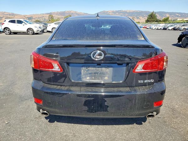 2013 LEXUS IS