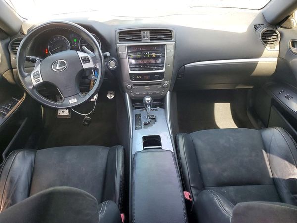 2013 LEXUS IS