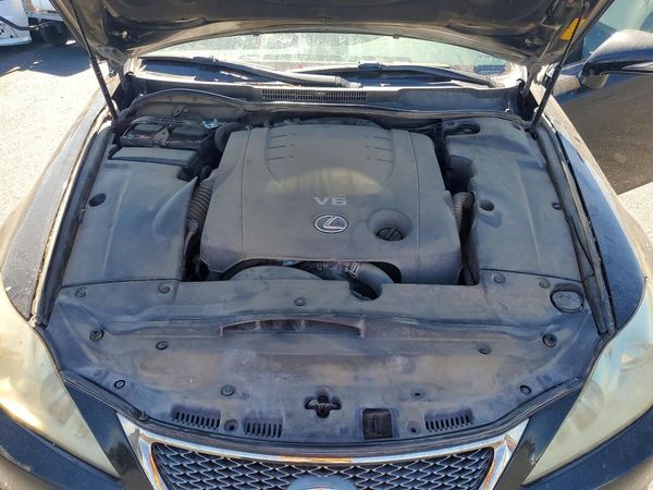 2013 LEXUS IS