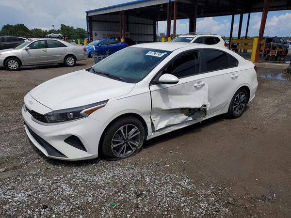 2022 KIA FORTE