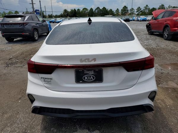 2022 KIA FORTE