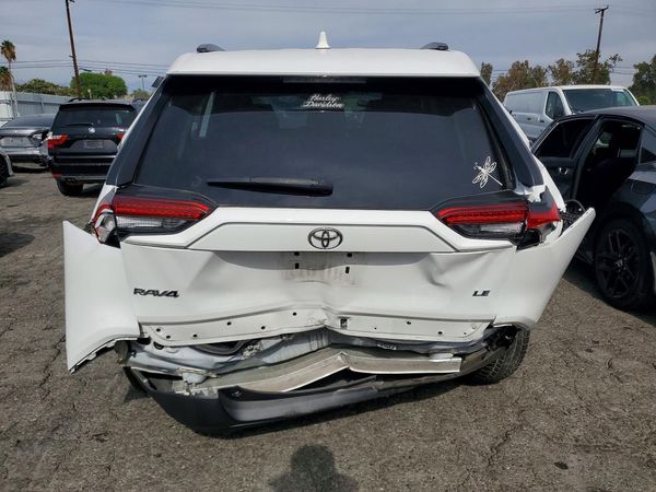 2021 TOYOTA RAV4 LE