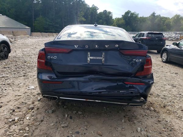 2019 VOLVO S60
