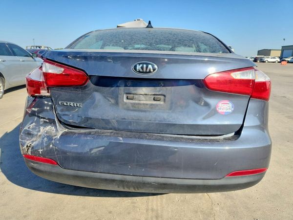 2016 KIA FORTE