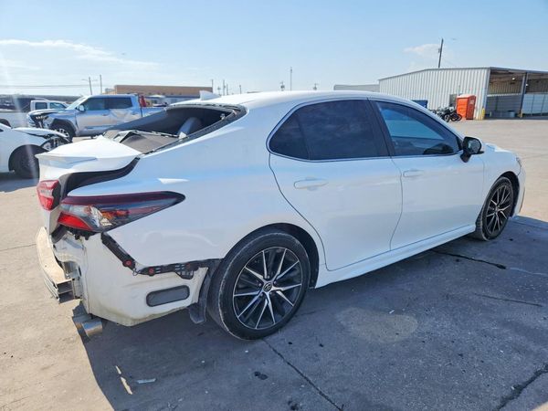 2021 TOYOTA CAMRY