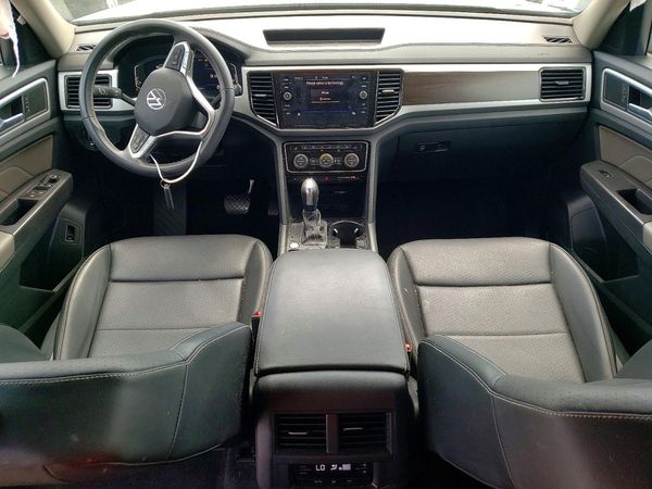 2023 VOLKSWAGEN ATLAS 4Motion SE w/ Tech