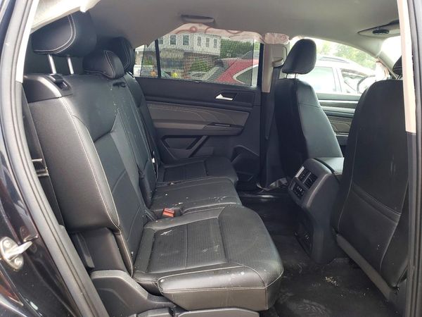 2023 VOLKSWAGEN ATLAS 4Motion SE w/ Tech