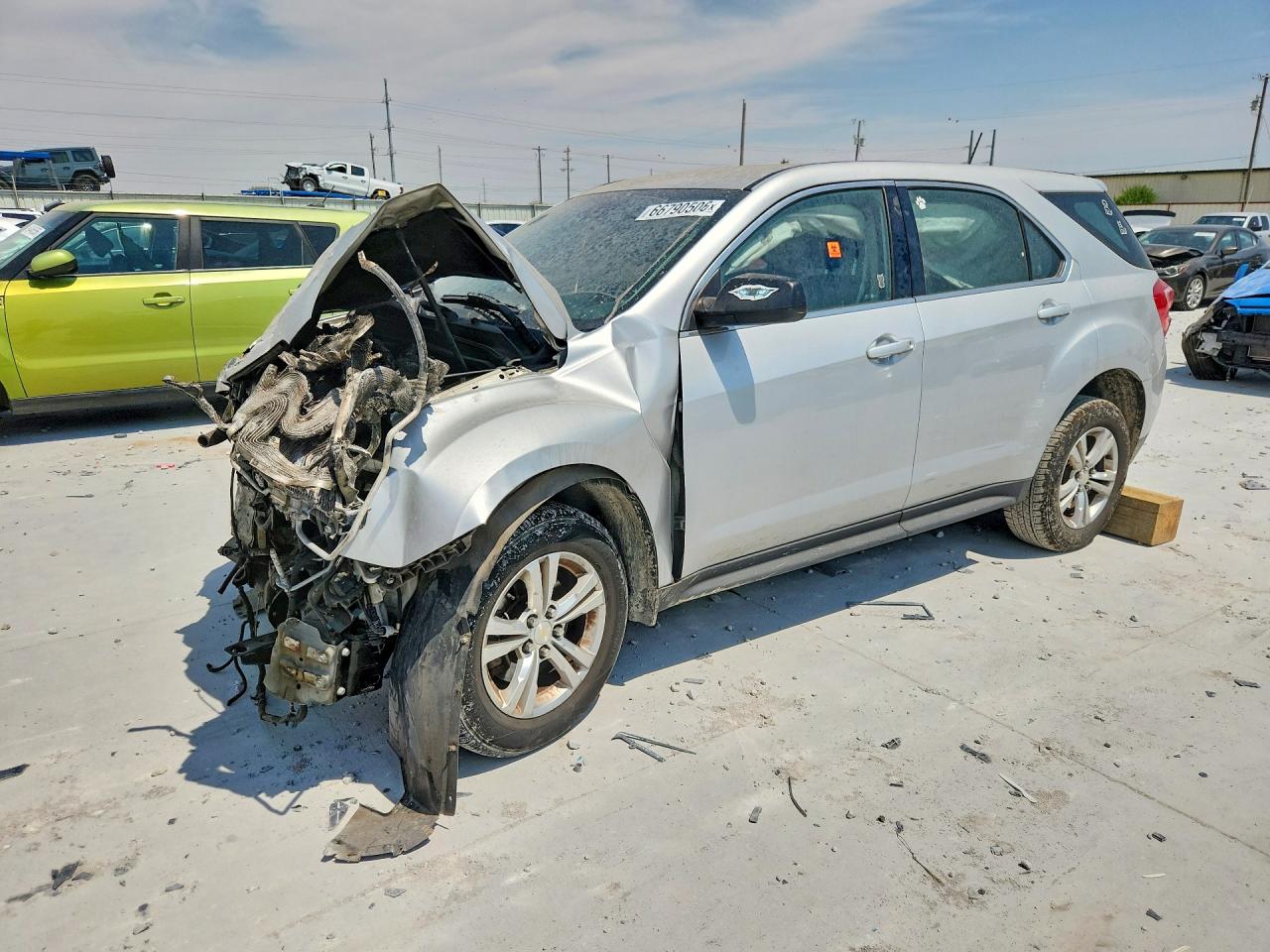 2016 CHEVROLET EQUINOX LS — Front 3/4