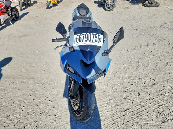 2025 KAWASAKI ZX636