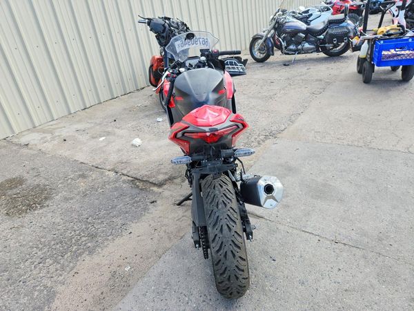 2025 KAWASAKI EX500 A