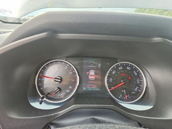 2019 TOYOTA RAV4 LE