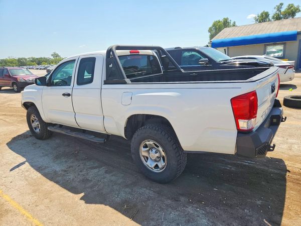 2016 TOYOTA TACOMA