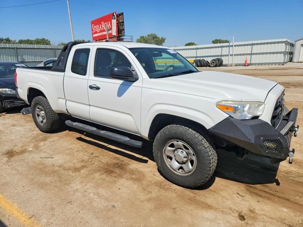 2016 TOYOTA TACOMA