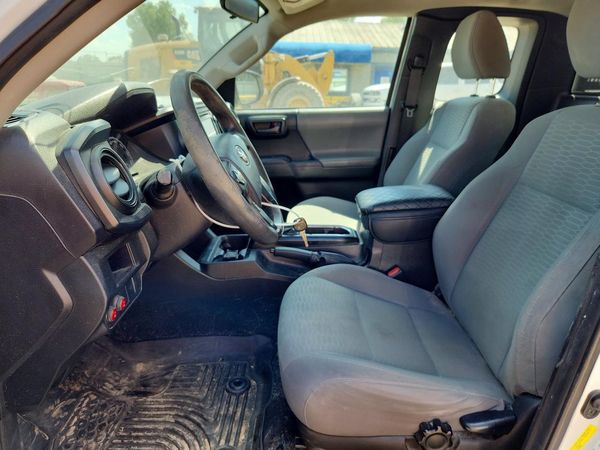 2016 TOYOTA TACOMA