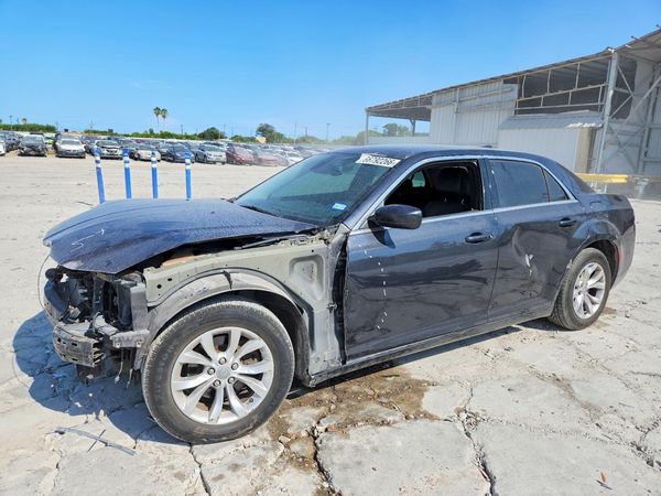 2015 CHRYSLER 300