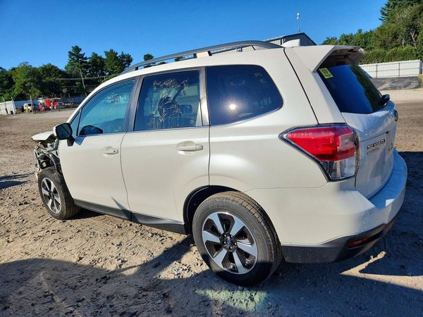2018 SUBARU FORESTER Limited