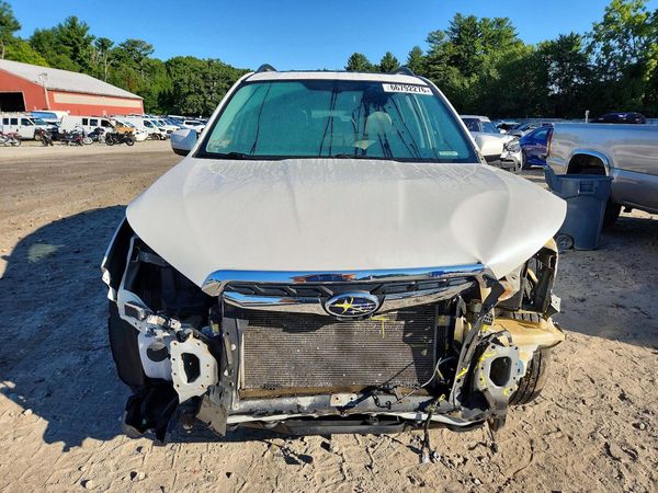 2018 SUBARU FORESTER Limited
