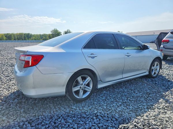 2013 TOYOTA CAMRY