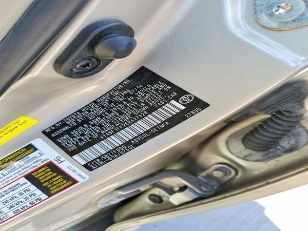 2014 TOYOTA CAMRY