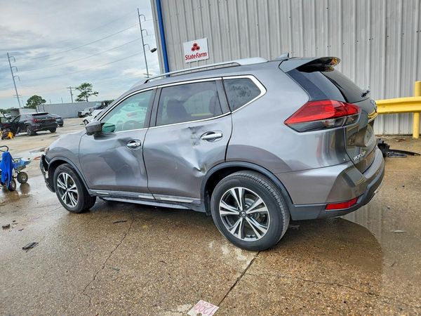 2018 NISSAN ROGUE