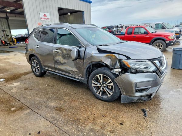 2018 NISSAN ROGUE