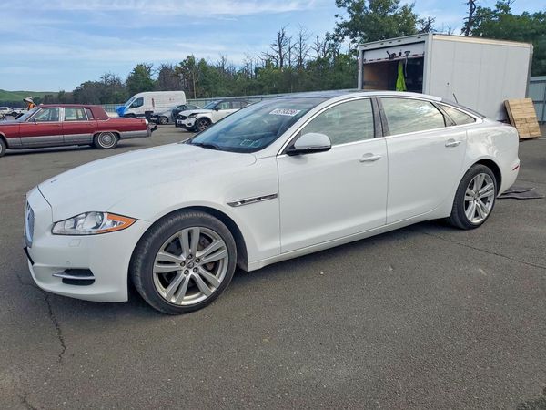 2012 JAGUAR XJ XJL / XJL Supercharged — Front 3/4