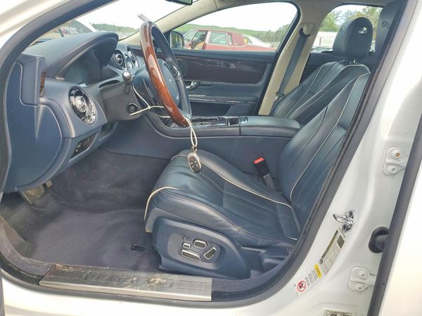 2012 JAGUAR XJ XJL / XJL Supercharged — DENT