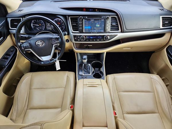 2017 TOYOTA HIGHLANDER SE/XLE
