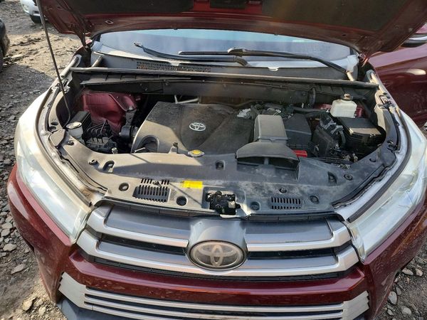 2017 TOYOTA HIGHLANDER SE/XLE