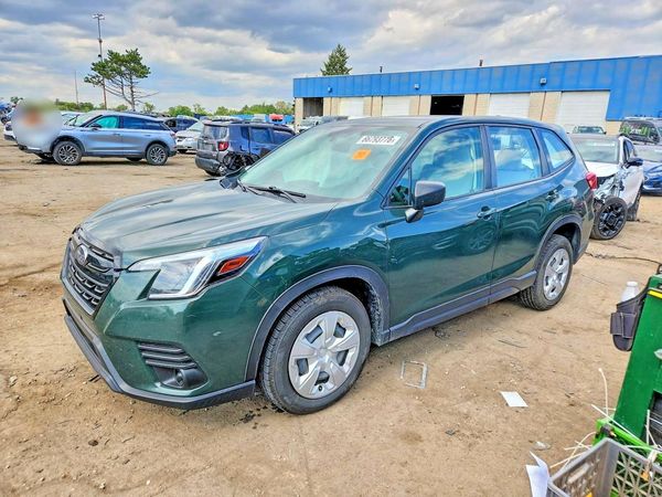 2022 SUBARU FORESTER