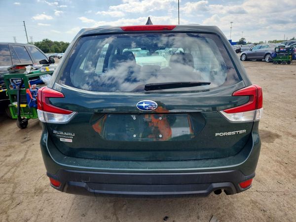 2022 SUBARU FORESTER