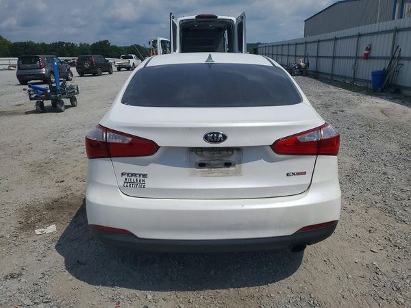 2016 KIA FORTE