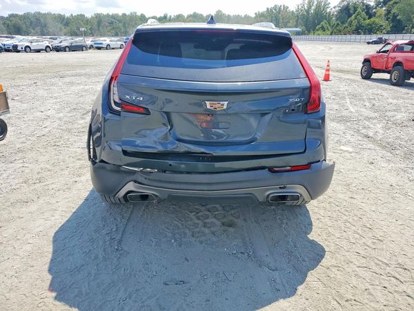 2021 CADILLAC XT4 Premium Luxury