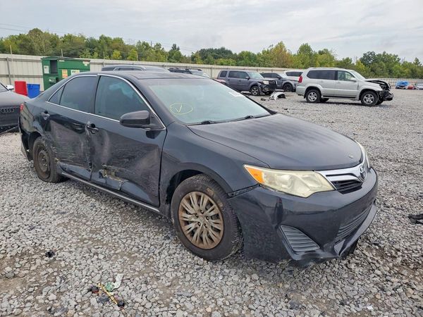 2013 TOYOTA CAMRY