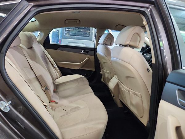 2017 HYUNDAI SONATA SE, Eco