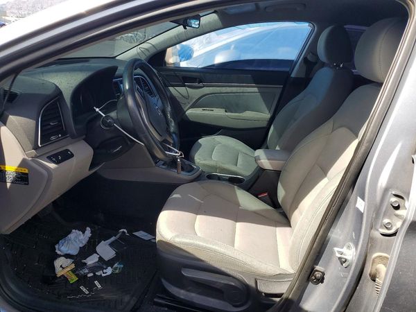 2017 HYUNDAI ELANTRA