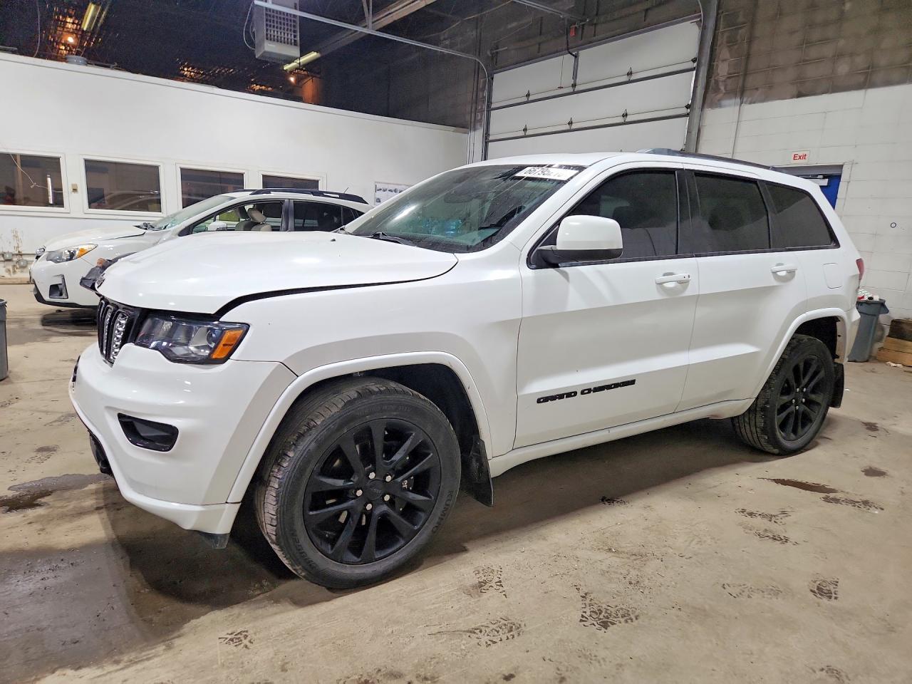2020 JEEP GRAND CHEROKEE Laredo
