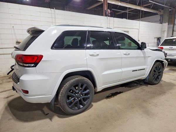 2020 JEEP GRAND CHEROKEE Laredo
