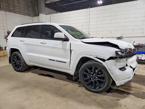2020 JEEP GRAND CHEROKEE Laredo