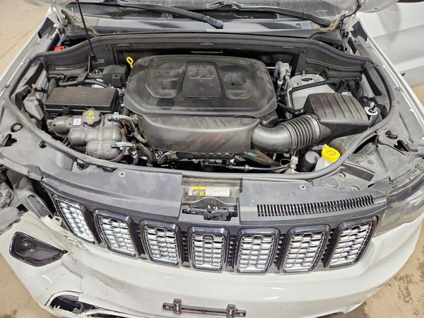 2020 JEEP GRAND CHEROKEE Laredo
