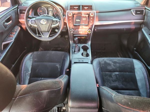 2016 TOYOTA CAMRY