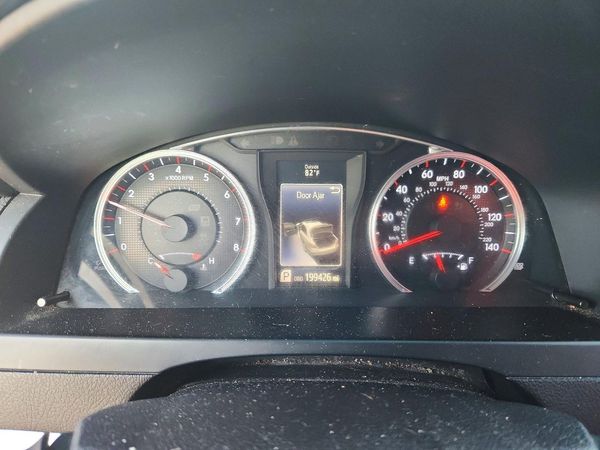2016 TOYOTA CAMRY