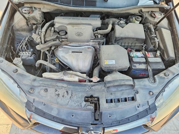 2016 TOYOTA CAMRY