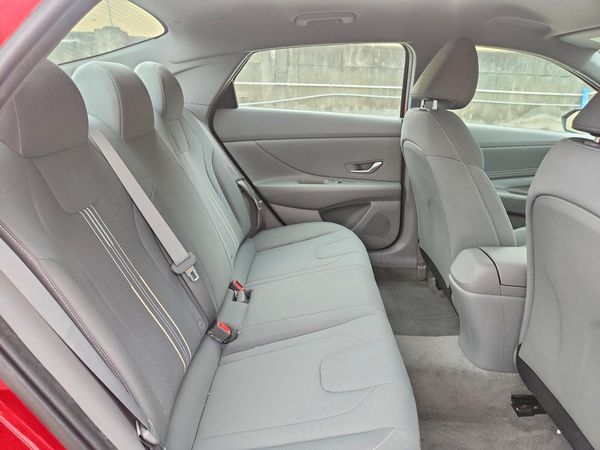 2023 HYUNDAI ELANTRA