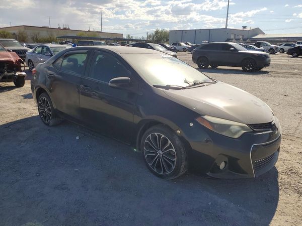 2015 TOYOTA COROLLA