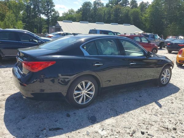 2015 INFINITI Q50